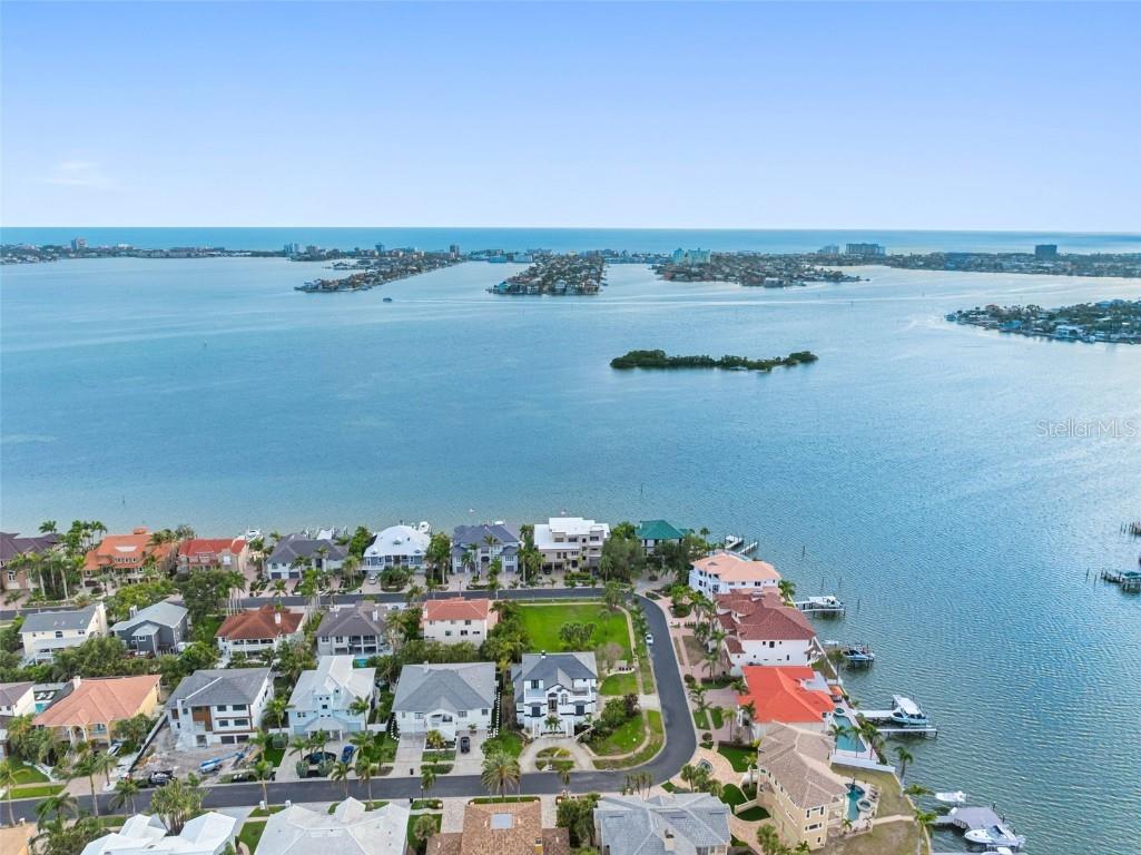 6024 Kipps Colony Drive E Gulfport FL 33707 TB8388696 image70