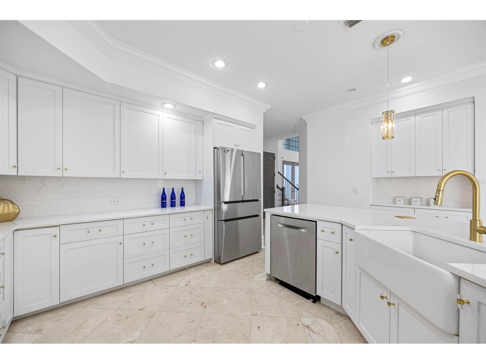 6024 Kipps Colony Drive E Gulfport FL 33707 TB8480910 image13