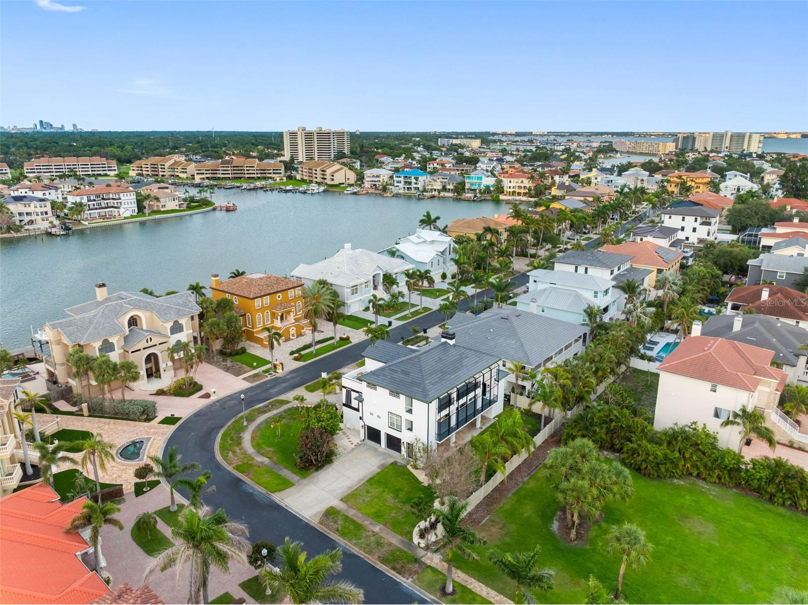 6024 Kipps Colony Drive E Gulfport FL 33707 TB8480910 image68