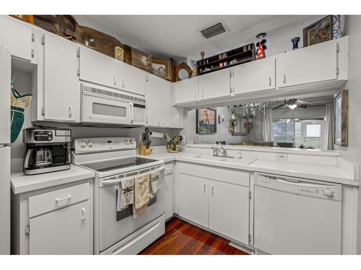 6025 Bayside Key Drive Tampa FL 33615 TB8438190 image12