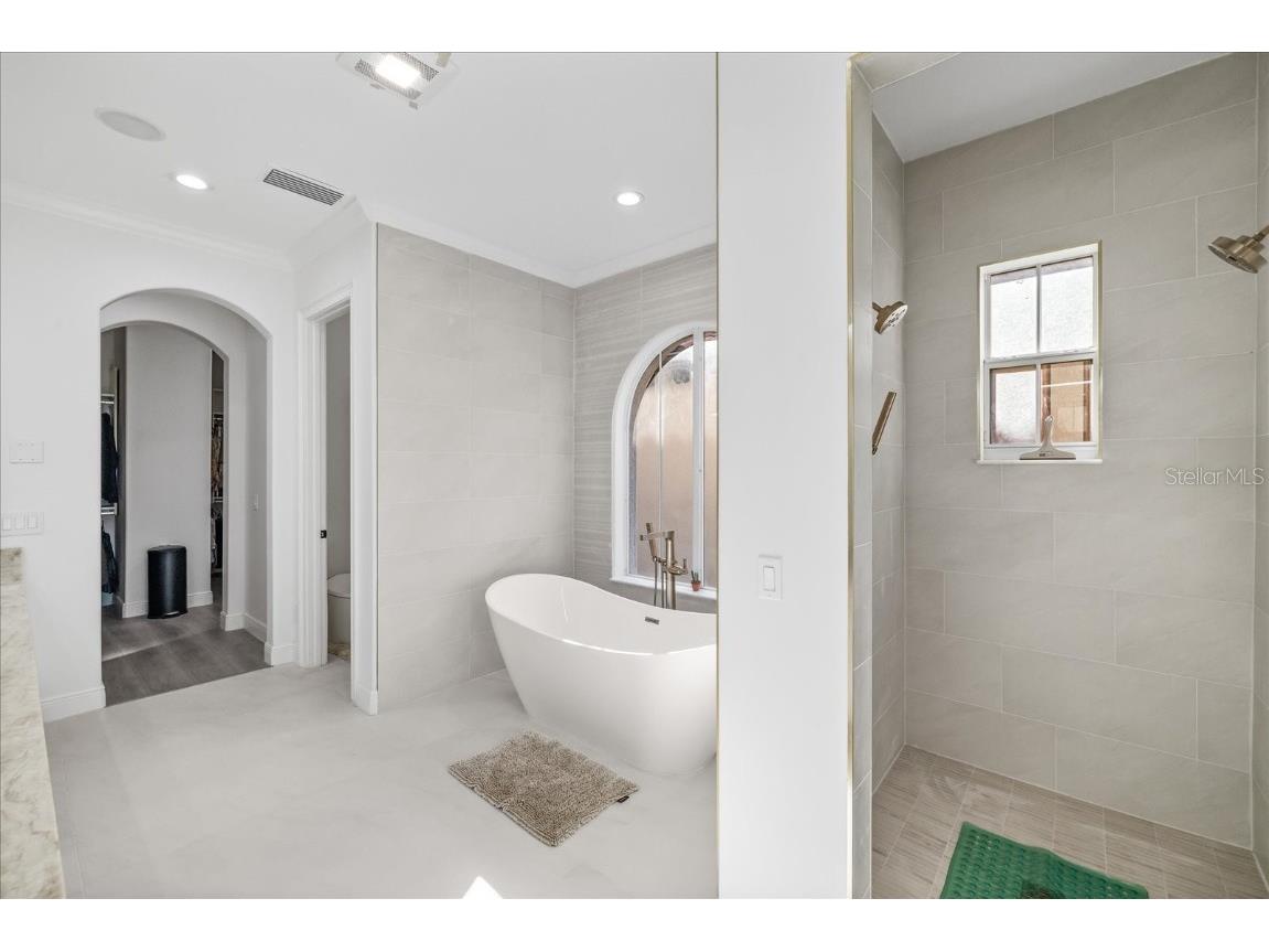 6025 Beacon Shores Street Tampa FL 33616 TB8456639 image57