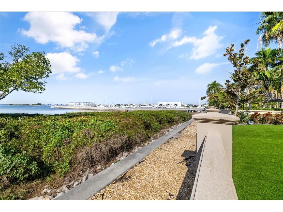 6025 Beacon Shores Street Tampa FL 33616 TB8456639 image85