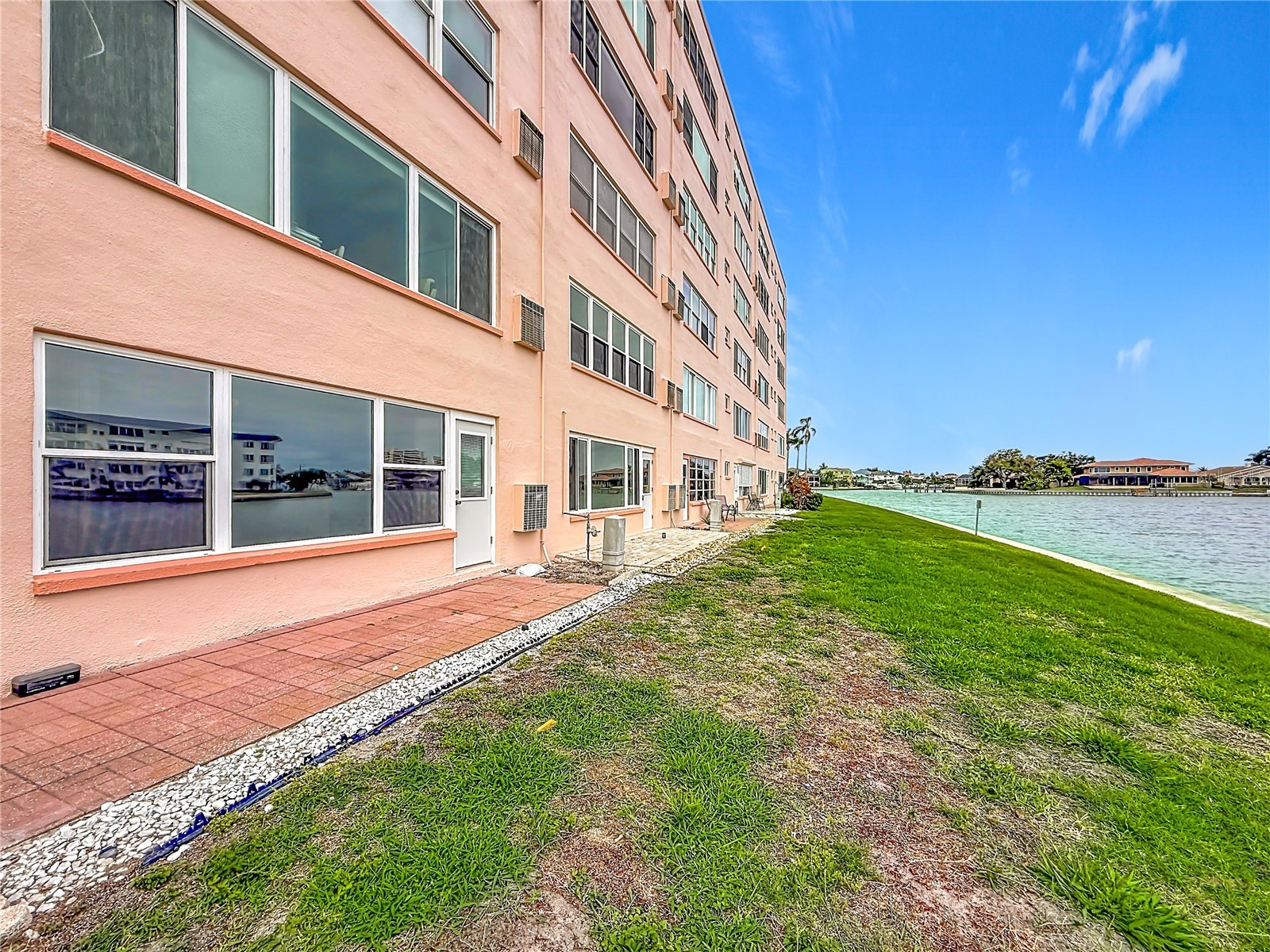 6025 Shore Boulevard S #106 Gulfport FL 33707 TB8516485 image44