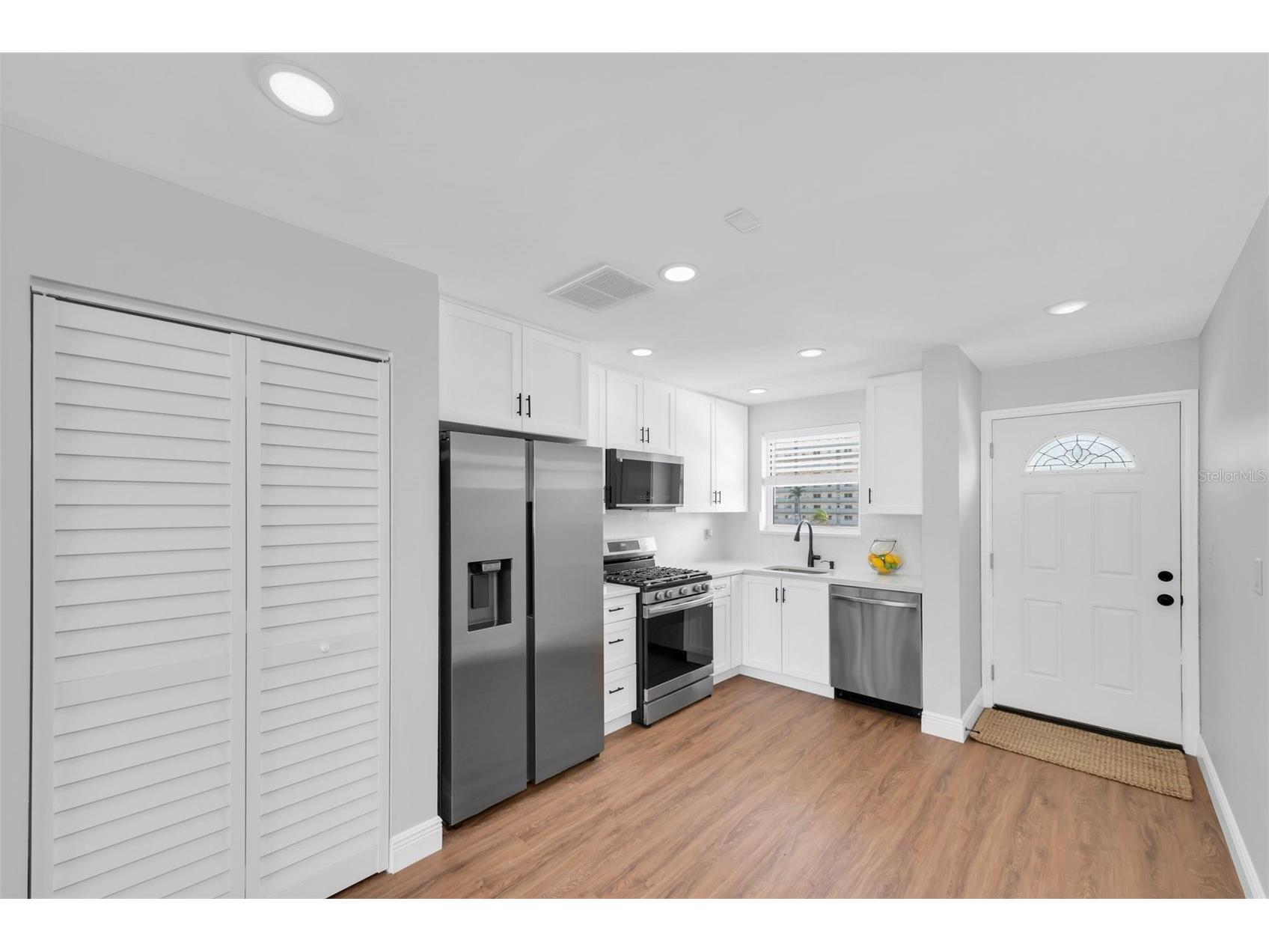 6025 Shore Boulevard S #405 Gulfport FL 33707 - BOCA CIEGA BAY TB8485311 image15