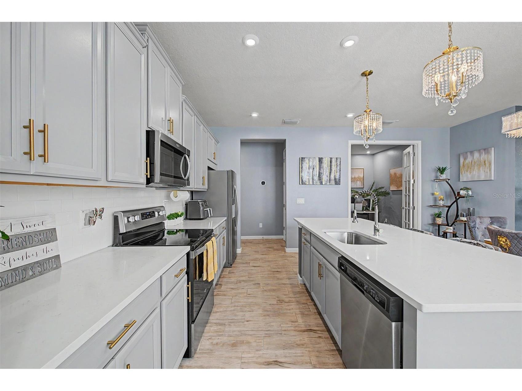 6025 Timberdale Avenue Wesley Chapel FL 33545 TB8526201 image8