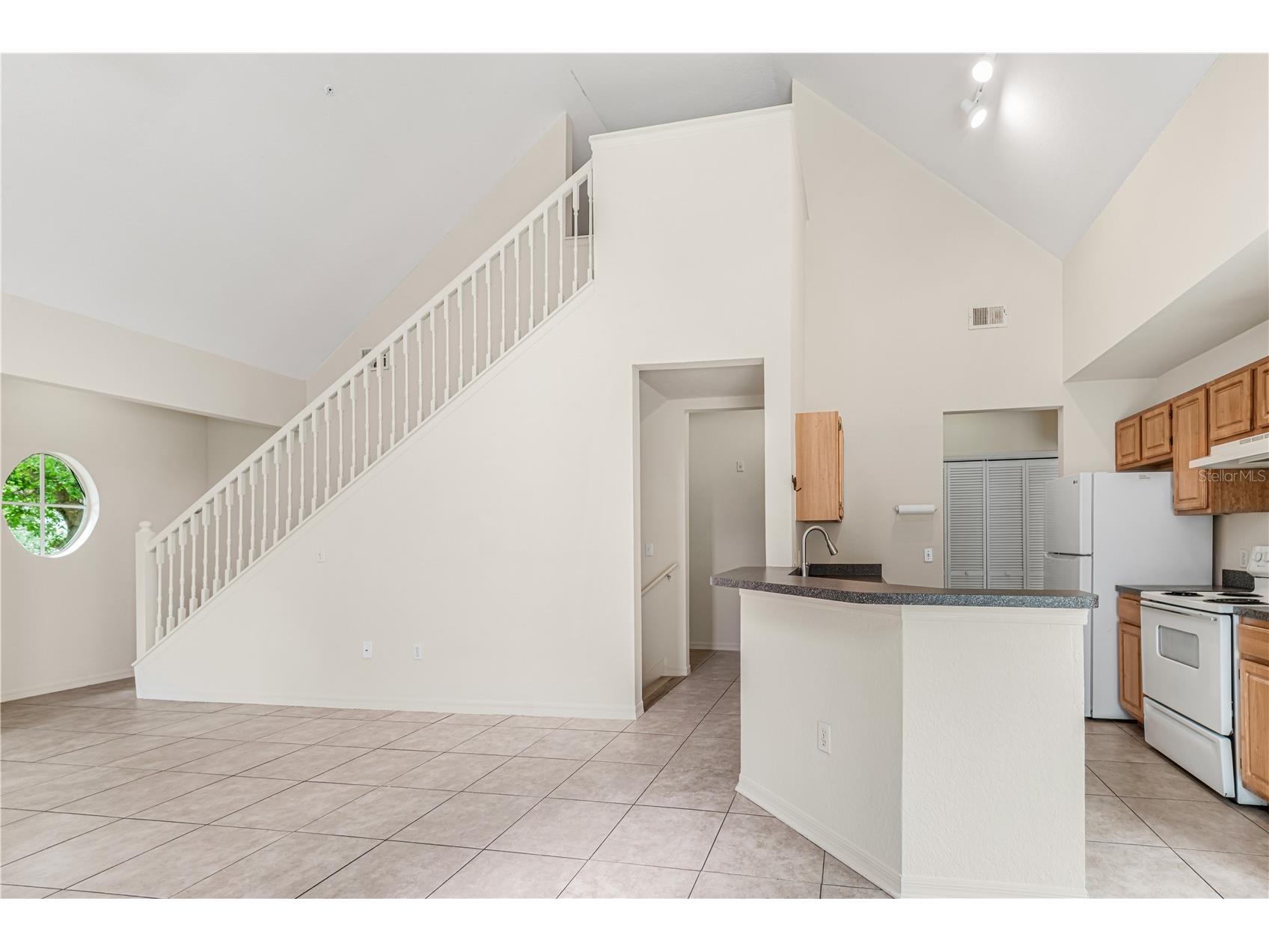 6025 Westgate Drive #2527 Orlando FL 32835 O6397807 image4