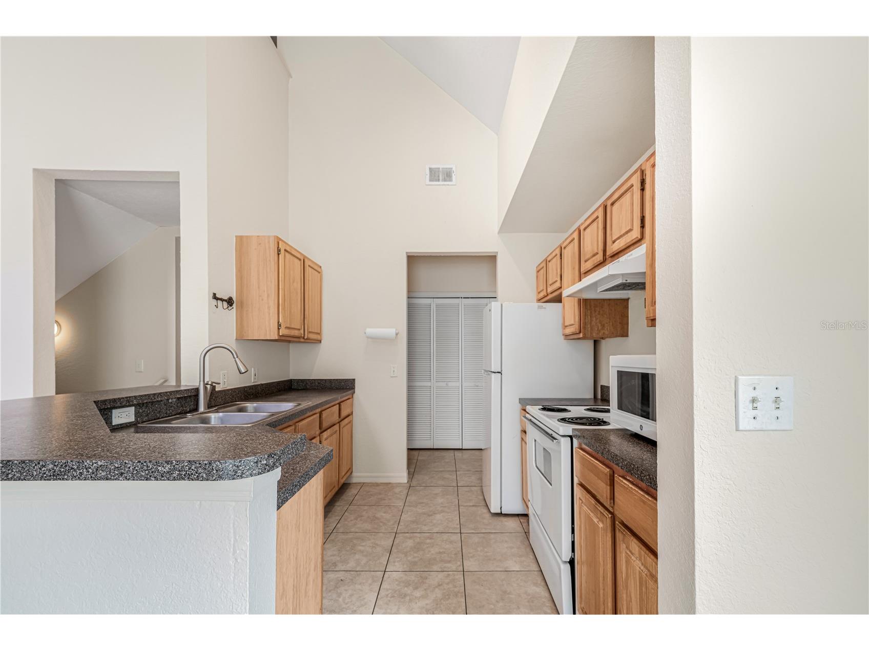 6025 Westgate Drive #2527 Orlando FL 32835 O6397807 image5