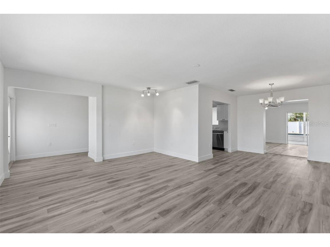 6026 Bayou Grande Boulevard NE Saint Petersburg FL 33703 TB8447508 image2