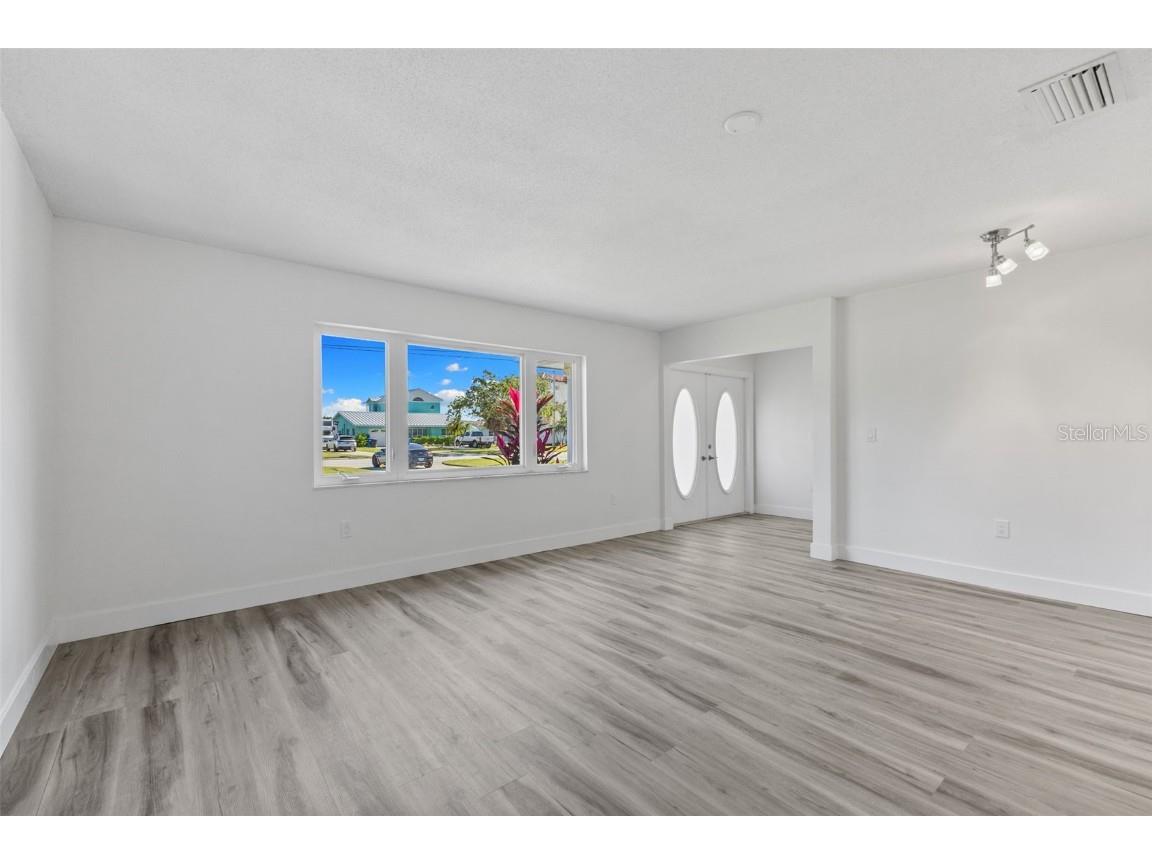 6026 Bayou Grande Boulevard NE Saint Petersburg FL 33703 TB8447508 image4