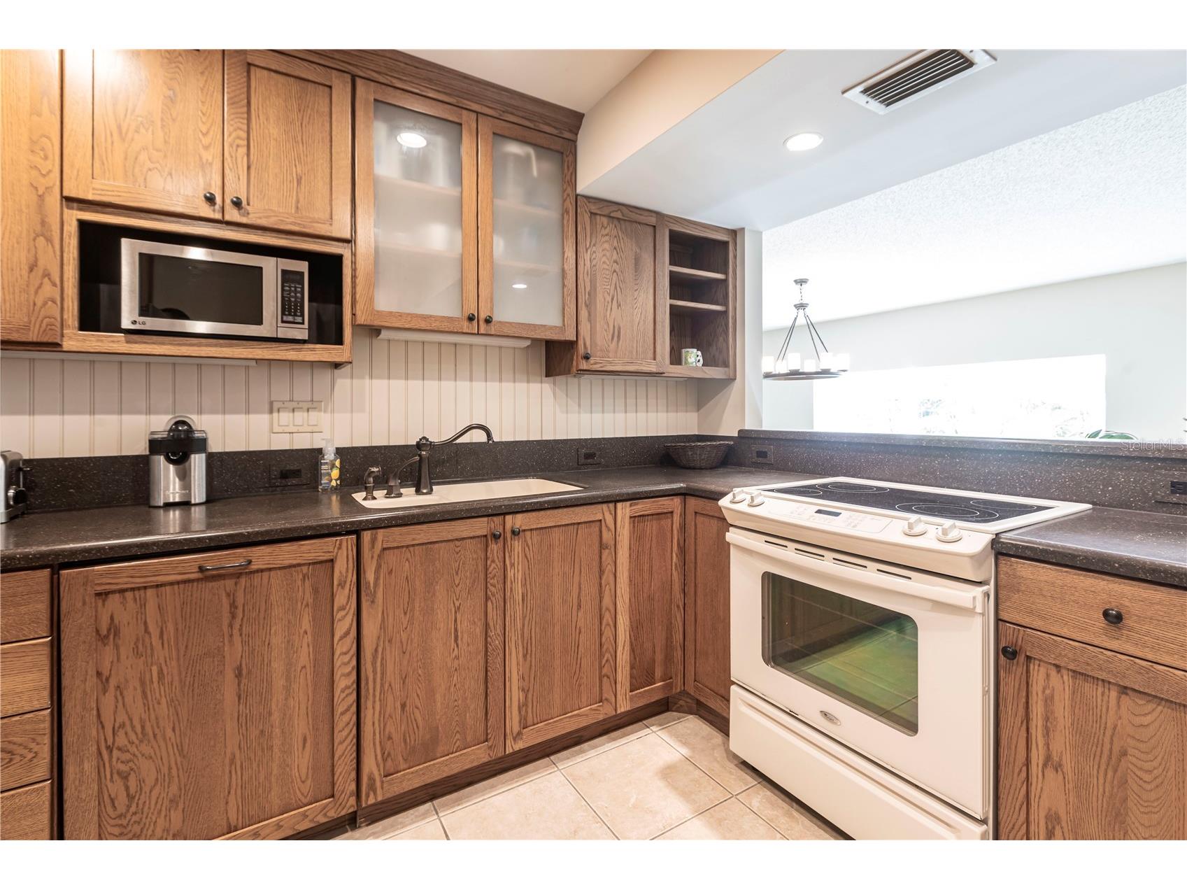 6026 E Peppertree Way #221A Sarasota FL 34242 TB8470893 image12