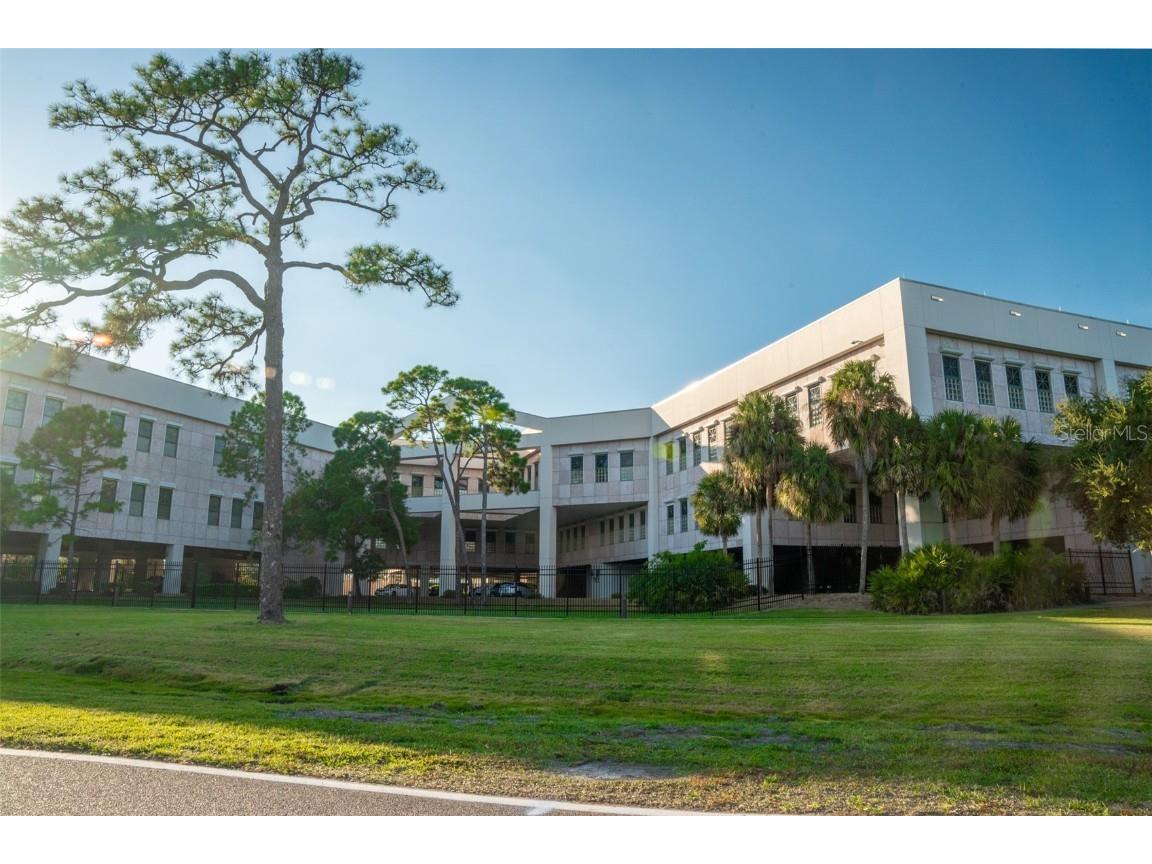 6027 98th Way N Saint Petersburg FL 33708 TB8446749 image12