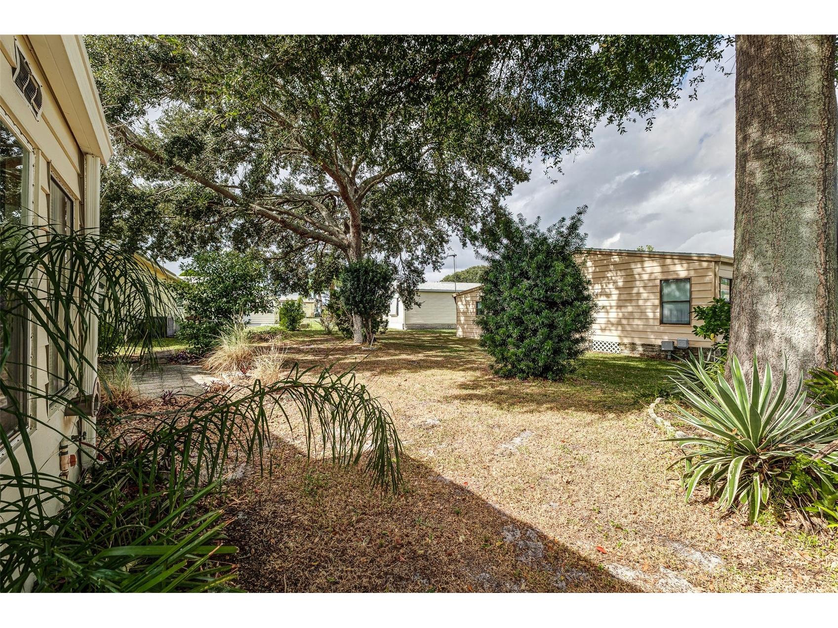 6027 Grand Oaks Drive SE Winter Haven FL 33884 L4956878 image23