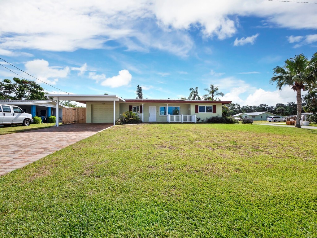 6027 Nutmeg Avenue Sarasota FL 34231 A4568593 image1