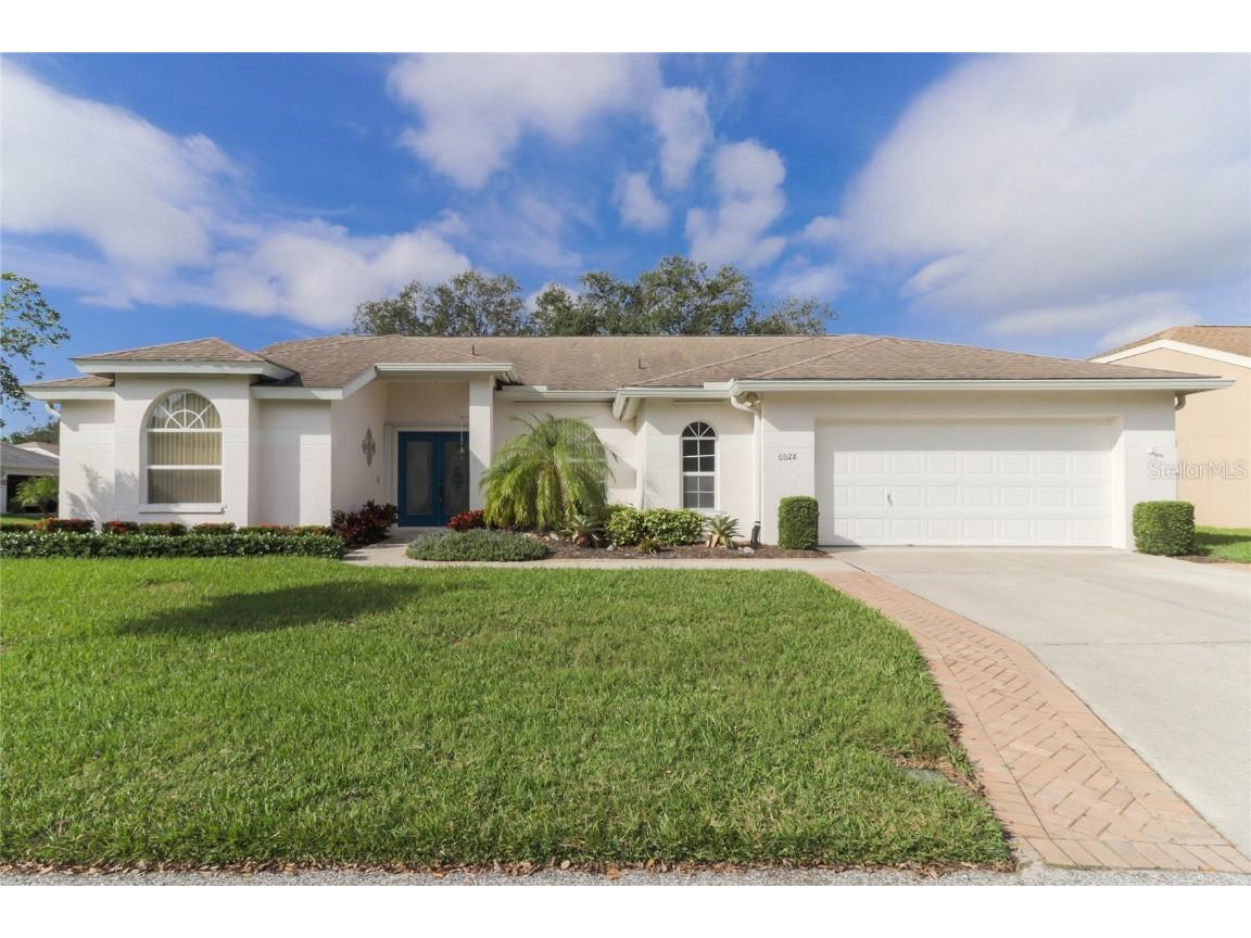 6028 Cedarwood Lane Bradenton FL 34203 A4554092 image1