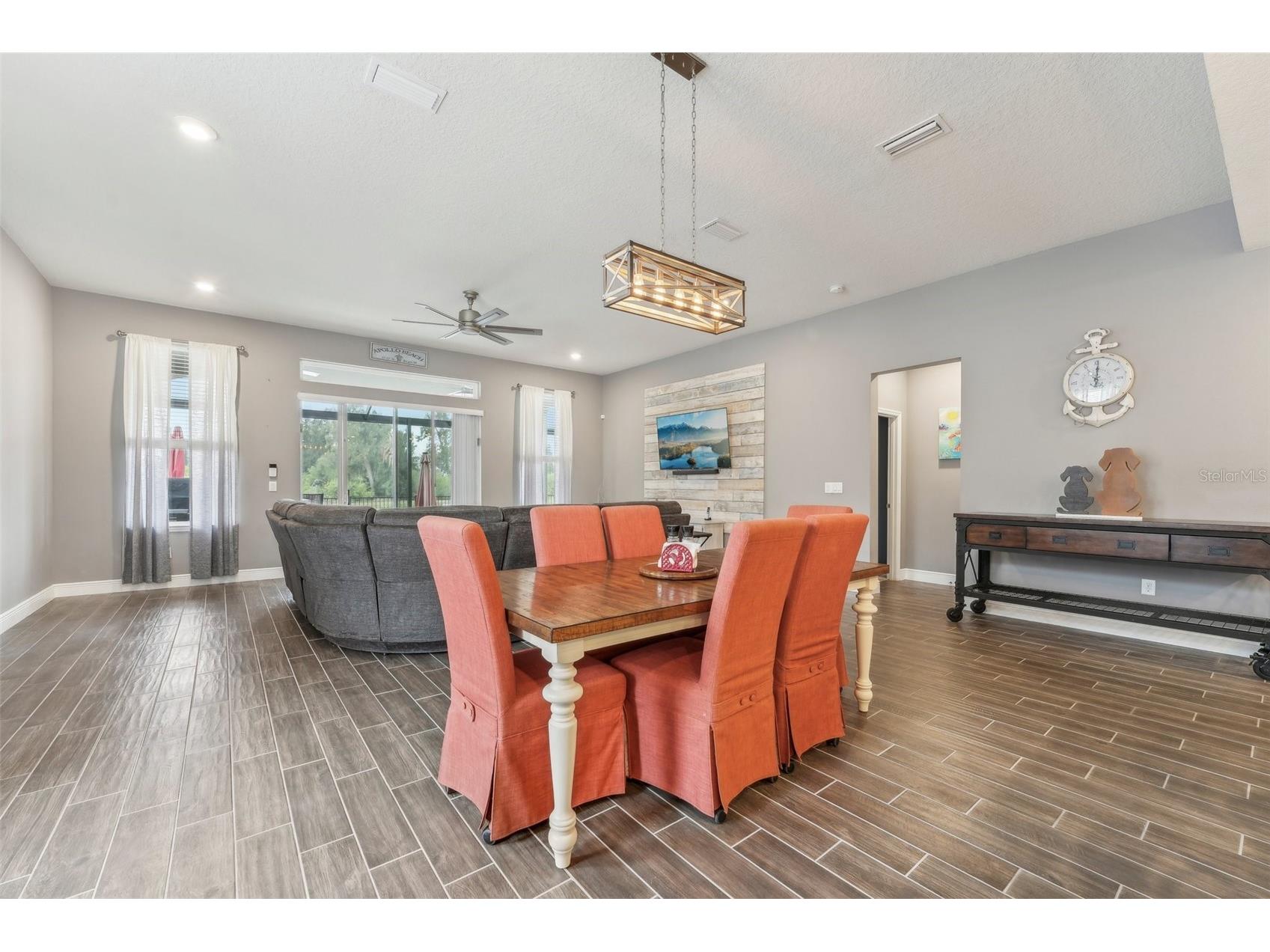 6028 Milestone Drive Apollo Beach FL 33572 TB8337517 image12