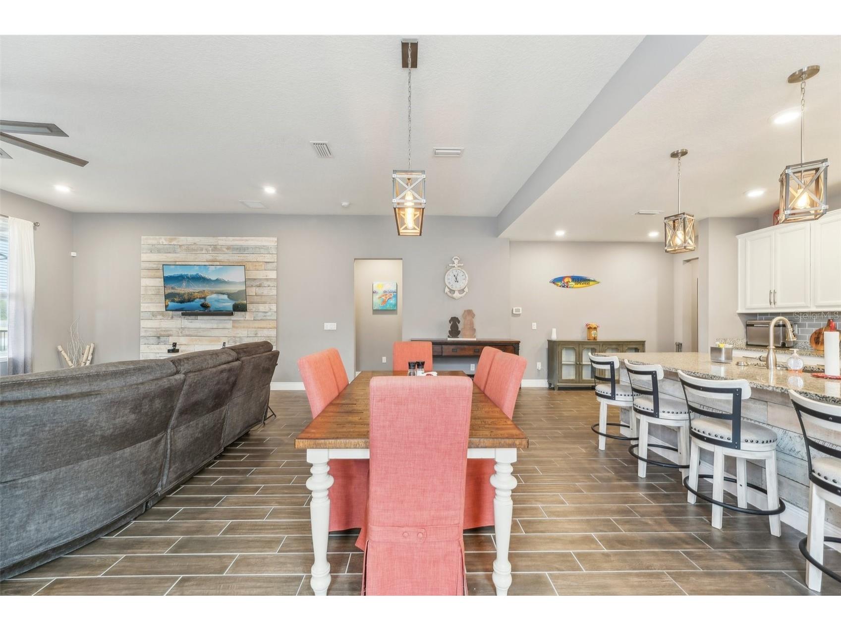 6028 Milestone Drive Apollo Beach FL 33572 TB8337517 image15