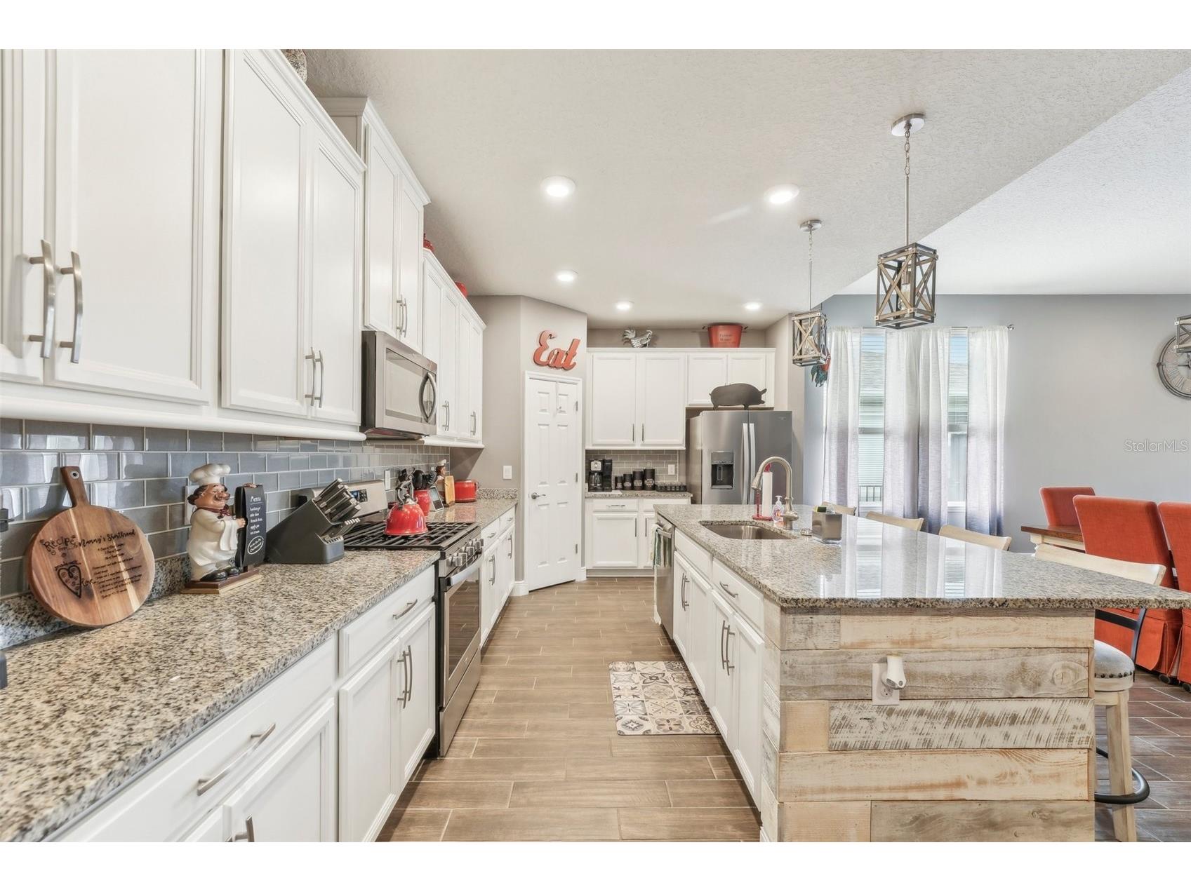 6028 Milestone Drive Apollo Beach FL 33572 TB8337517 image16