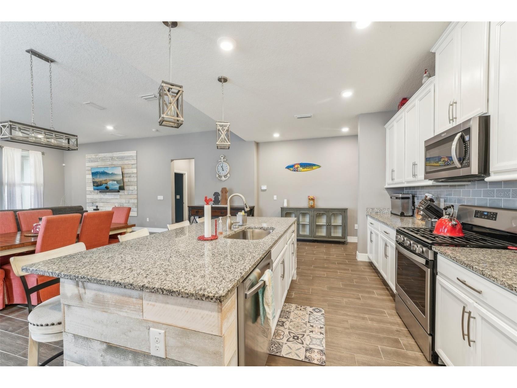 6028 Milestone Drive Apollo Beach FL 33572 TB8337517 image20