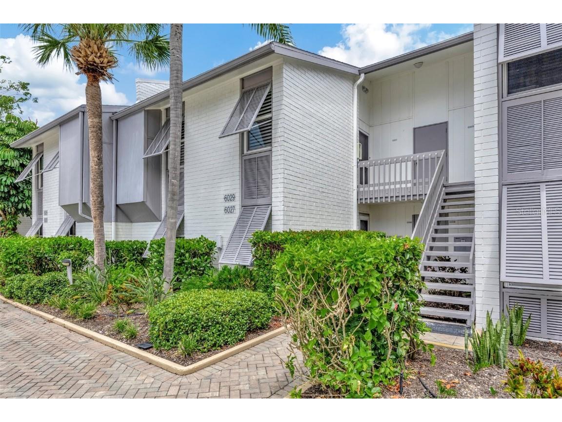 6029 E Peppertree Way #116 Sarasota FL 34242 A4632857 image1