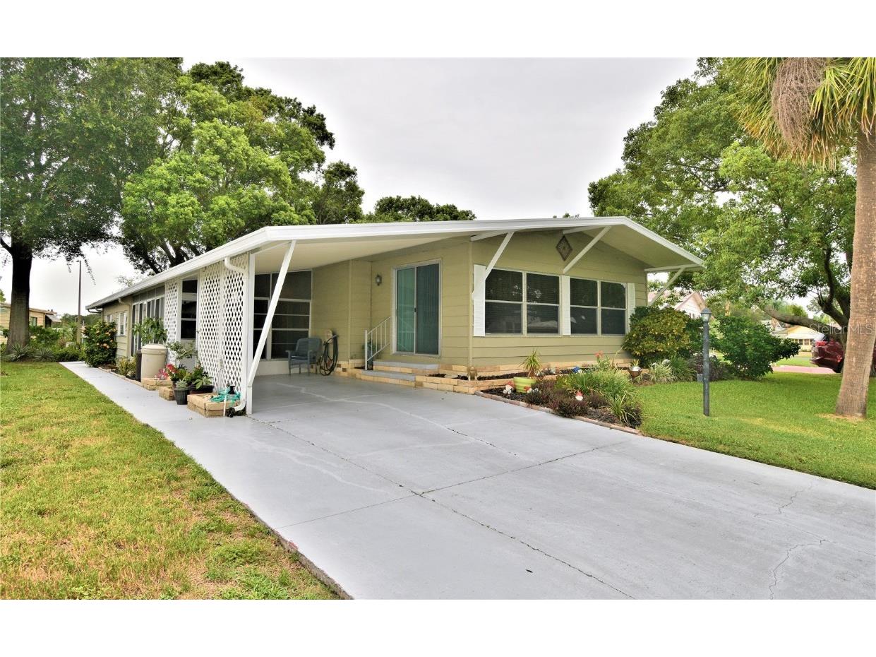 6029 Grand Oaks Drive SE Winter Haven FL 33884 P4926674 image1