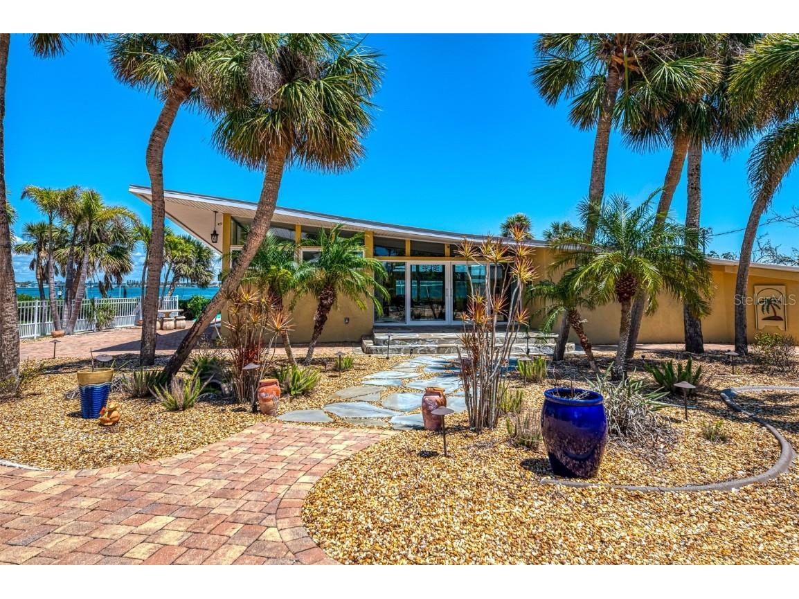 6029 Manasota Key Road Englewood FL 34223 - LEMON BAY D6141914 image1