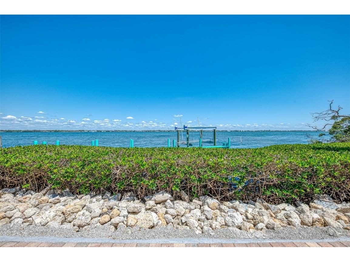 6029 Manasota Key Road Englewood FL 34223 - LEMON BAY D6141914 image16