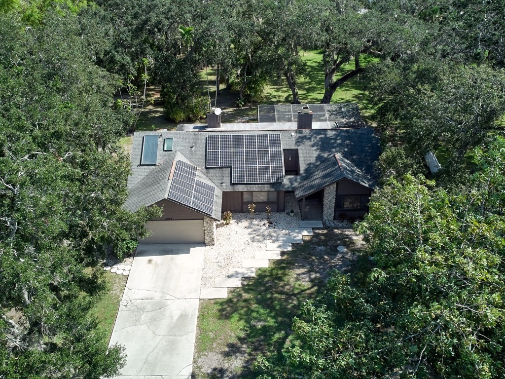 6029 Ravenwood Drive Sarasota FL 34243 A4585515 image1