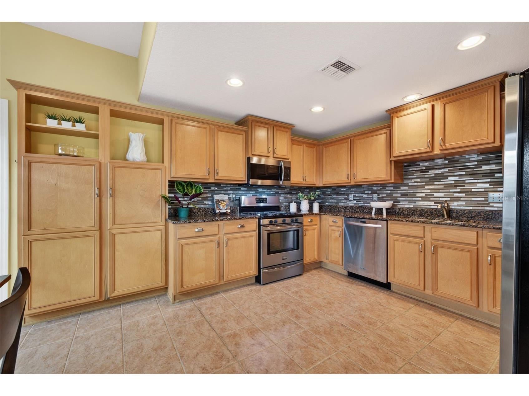 603 24th Avenue N Saint Petersburg FL 33704 TB8488943 image14