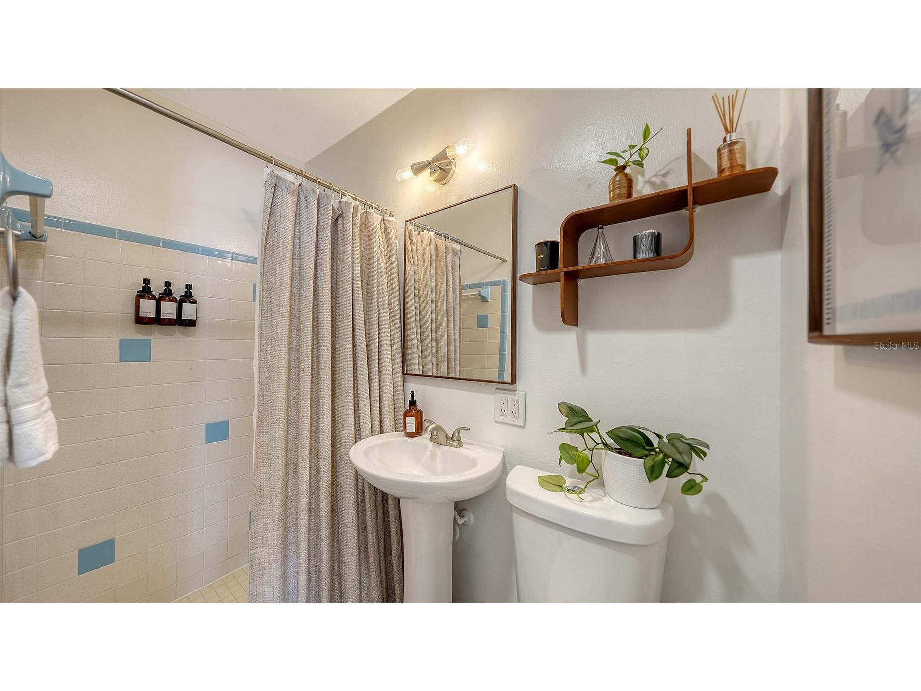 603 Barnes Parkway Nokomis FL 34275 - CURRY'S CREEK A4679364 image38