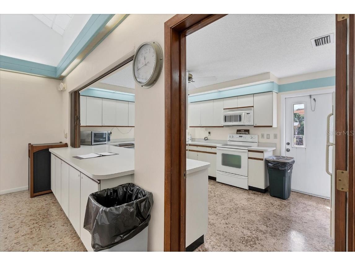 603 Chestnut Lane #90 Englewood FL 34223 A4660640 image51