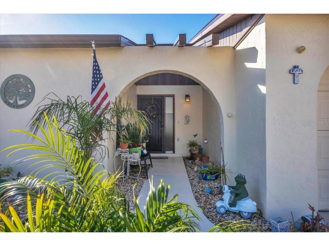 603 Chestnut Lane #90 Englewood FL 34223 A4660640 image6