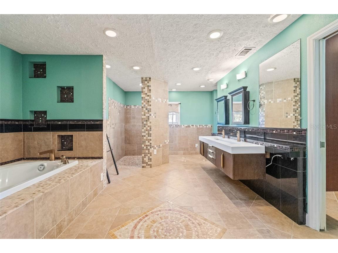 603 Cottage Grove Circle Valrico FL 33594 TB8431527 image32