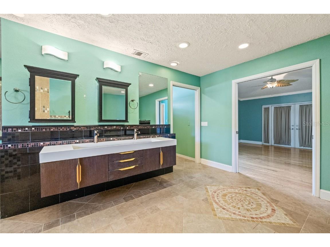 603 Cottage Grove Circle Valrico FL 33594 TB8431527 image35