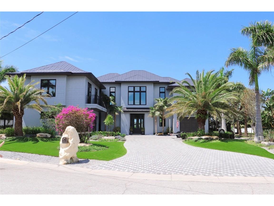 603 Crestwood Lane Holmes Beach FL 34217 A4606866 image1