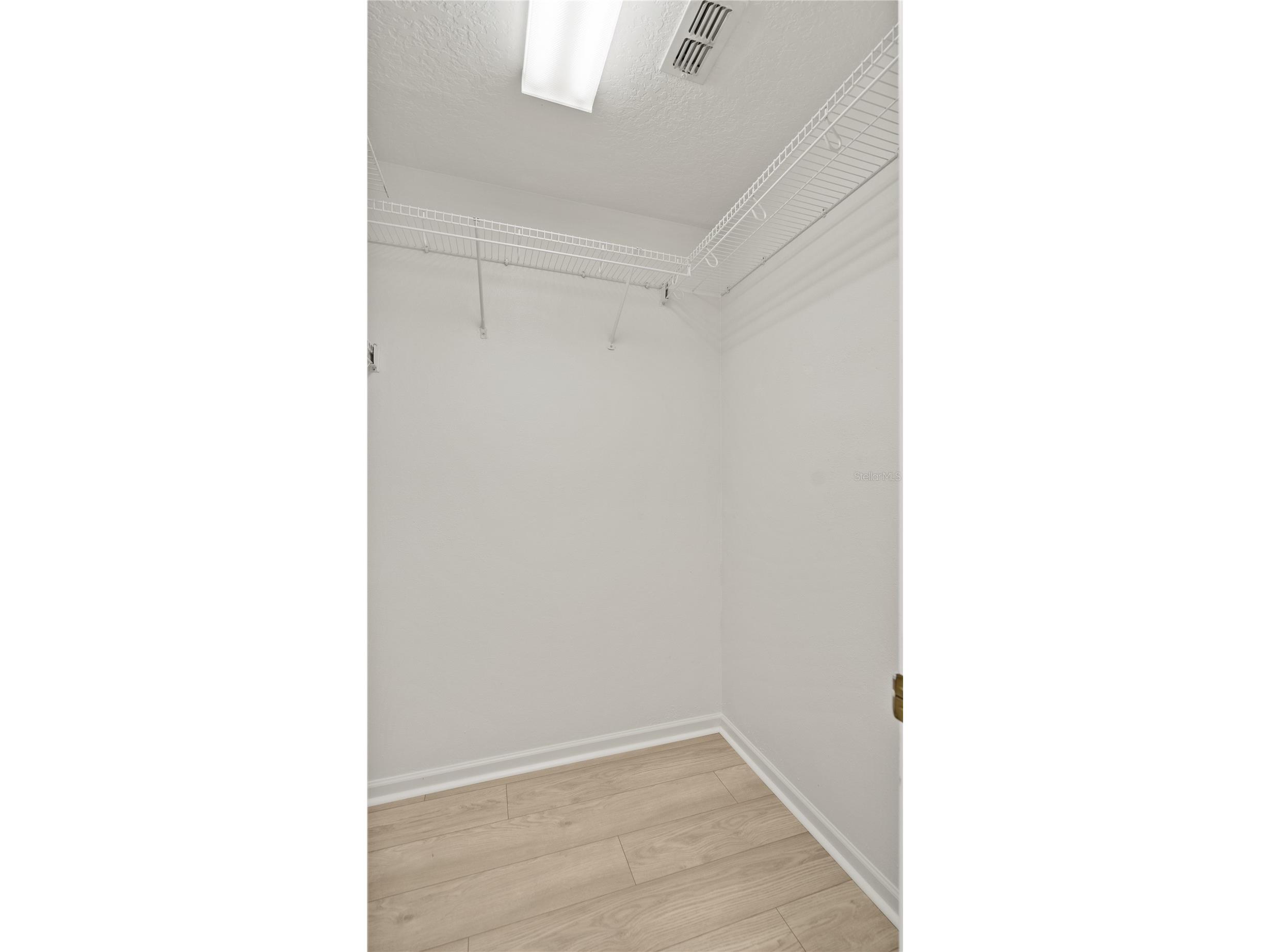 603 Forestgreen Court Orlando FL 32828 O6359197 image37