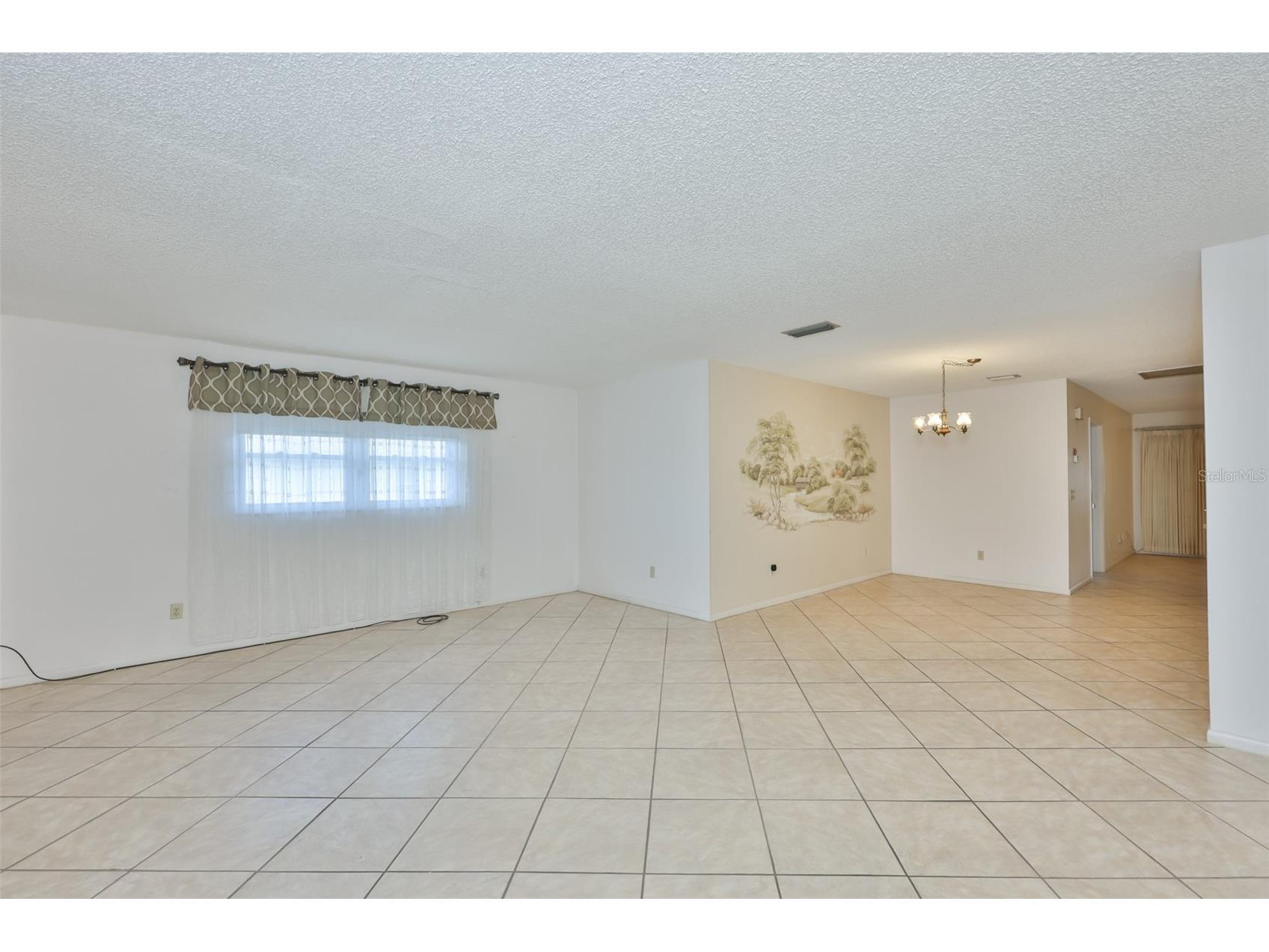 603 La Jolla Avenue Sun City Center FL 33573 TB8494542 image13