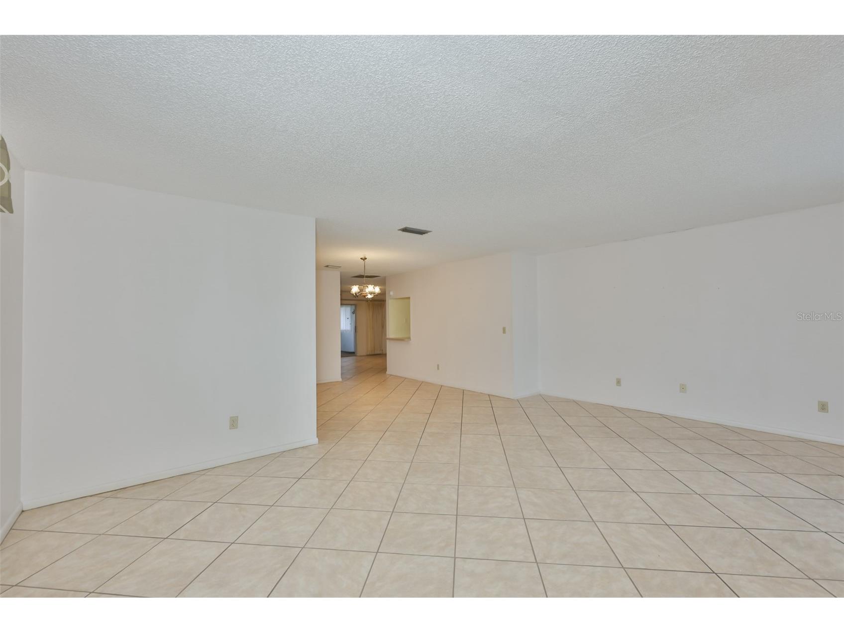 603 La Jolla Avenue Sun City Center FL 33573 TB8494542 image15