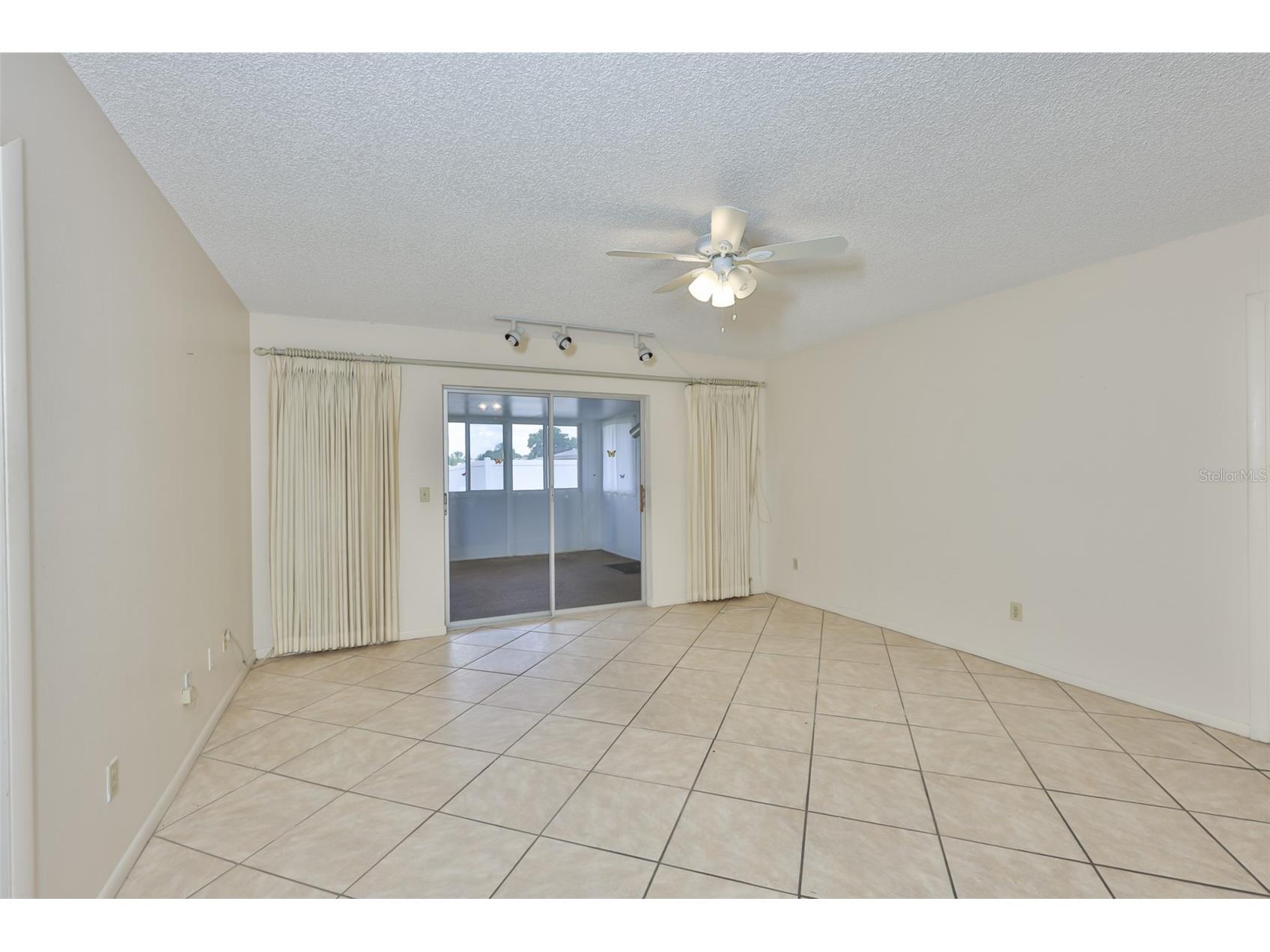 603 La Jolla Avenue Sun City Center FL 33573 TB8494542 image20