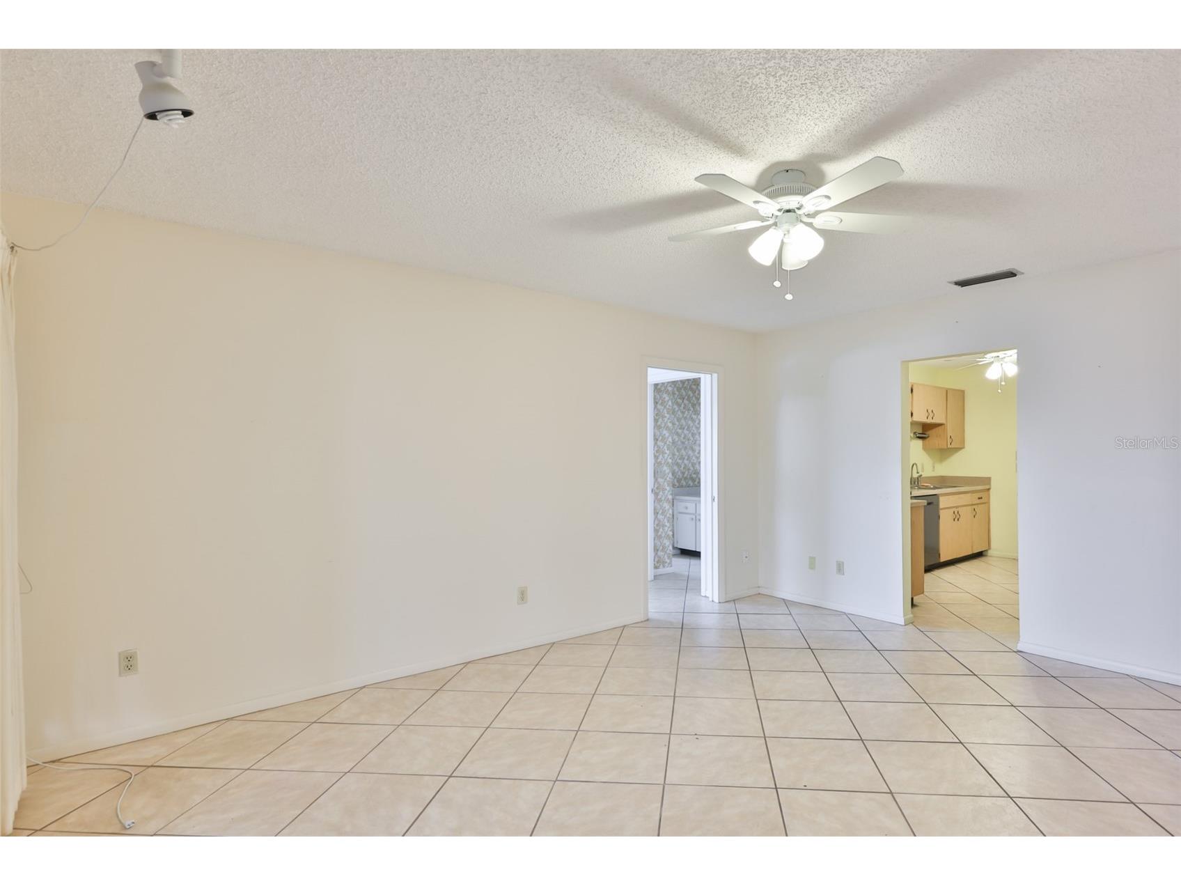 603 La Jolla Avenue Sun City Center FL 33573 TB8494542 image23