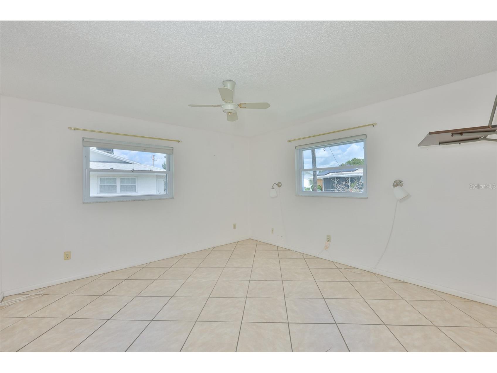 603 La Jolla Avenue Sun City Center FL 33573 TB8494542 image24