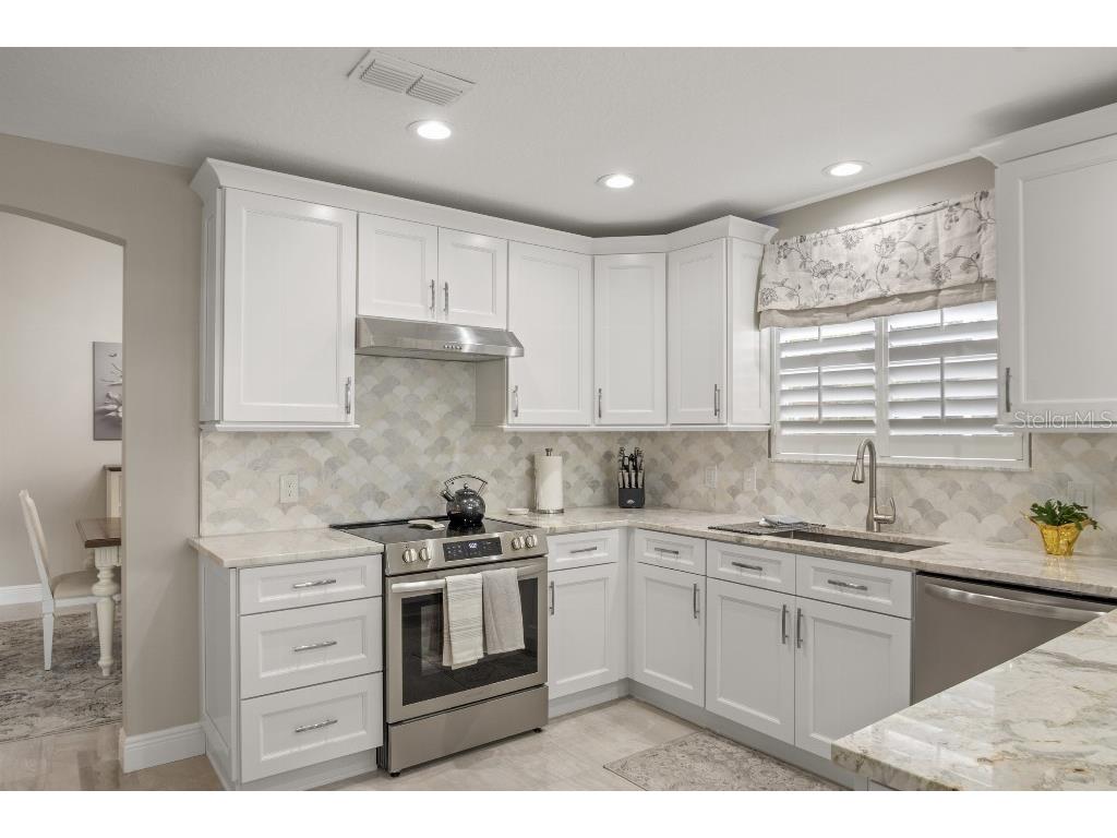 603 Lisbon Lane Lady Lake FL 32159 TB8516490 image29