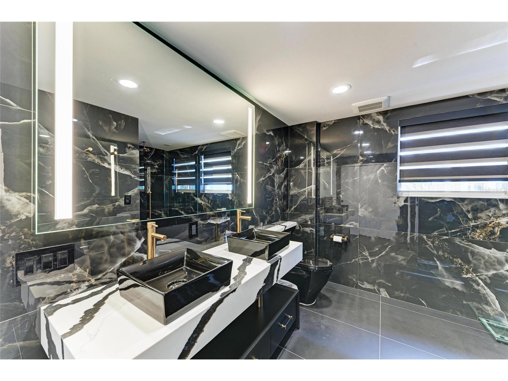 603 Longboat Club Road #204N Longboat Key FL 34228 - GULF A4686763 image38