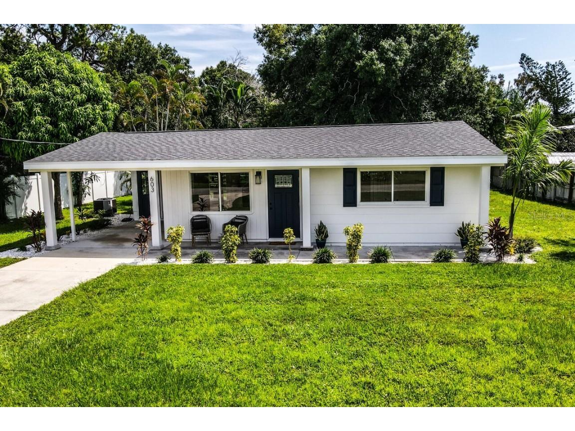 603 Padua Court Nokomis FL 34275 - SHAKETT CREEK A4623483 image1