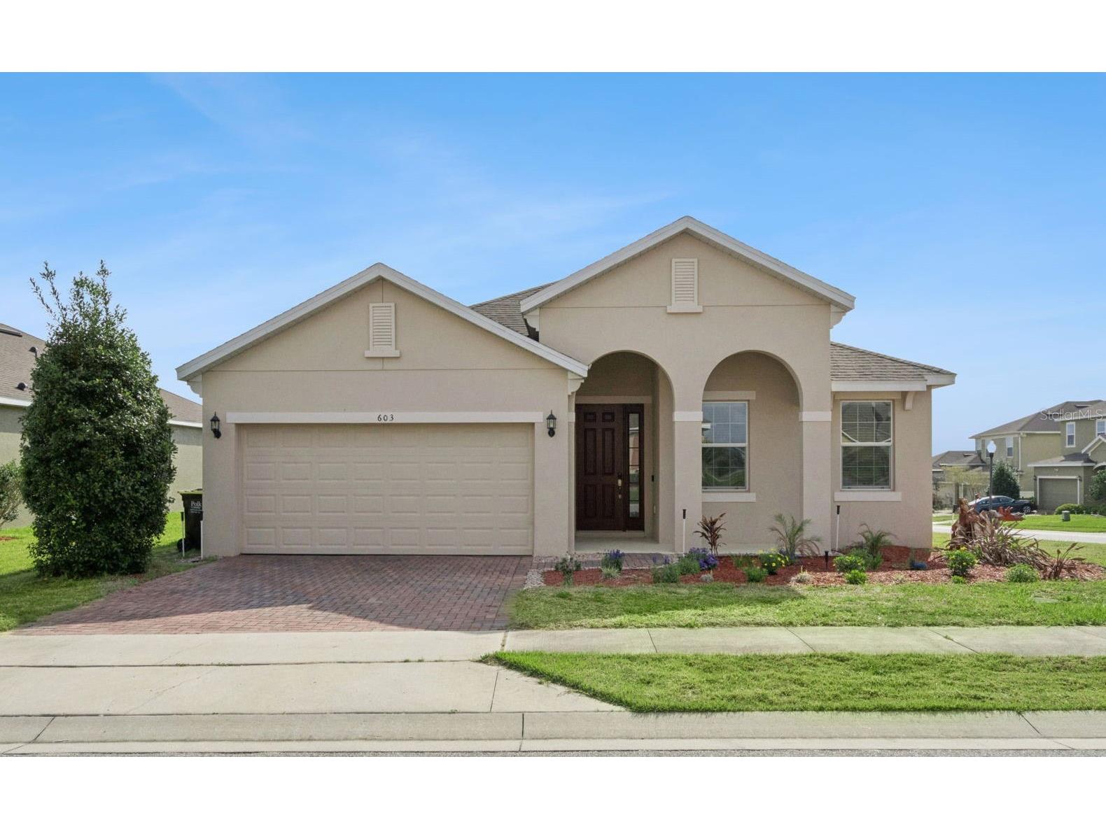 603 Pescara Ave Davenport FL 33837 G5110224 image1