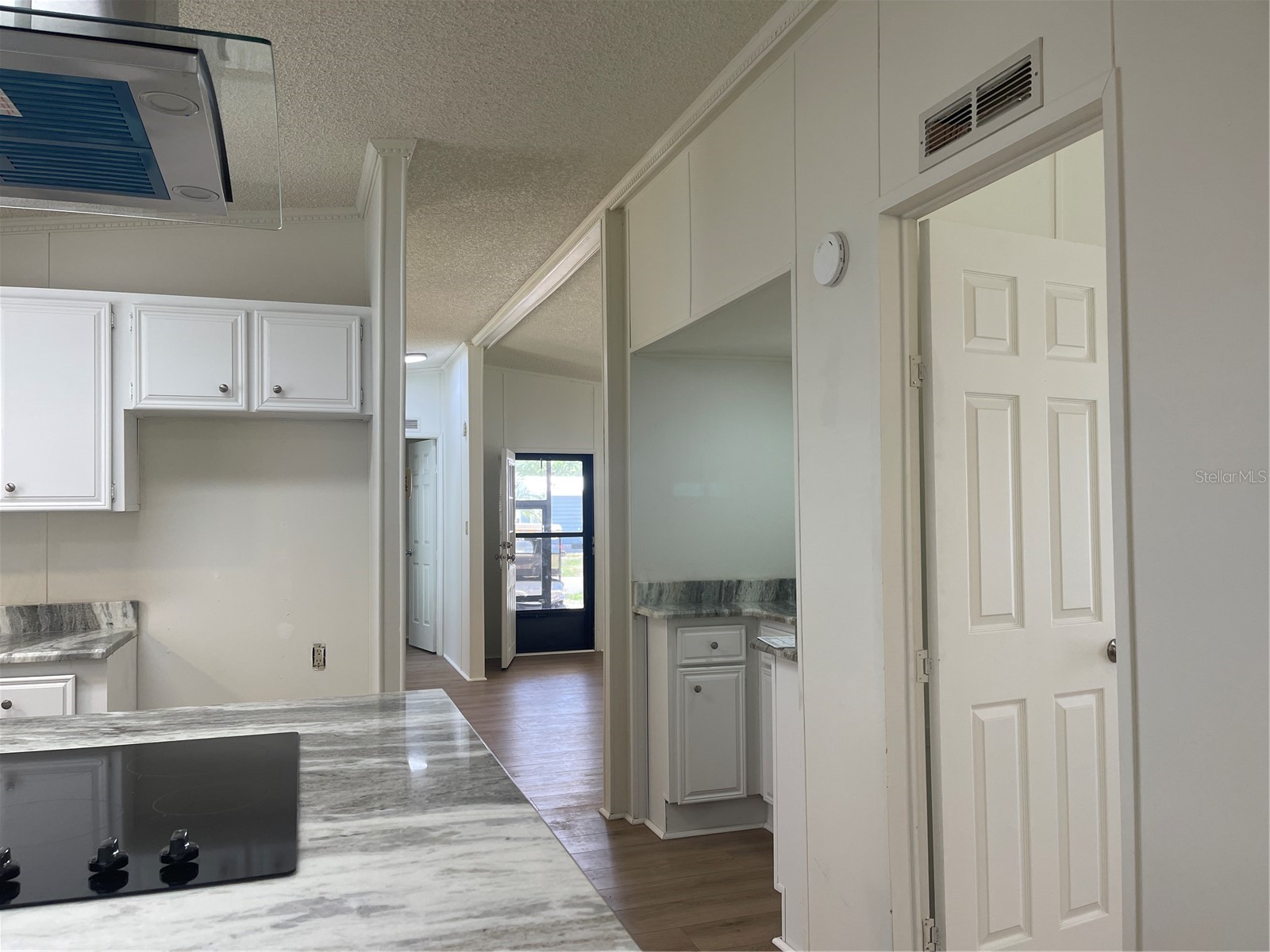 603 Robin Lane Wildwood FL 34785 - LAKE OKAHUMPKA G5110683 image12