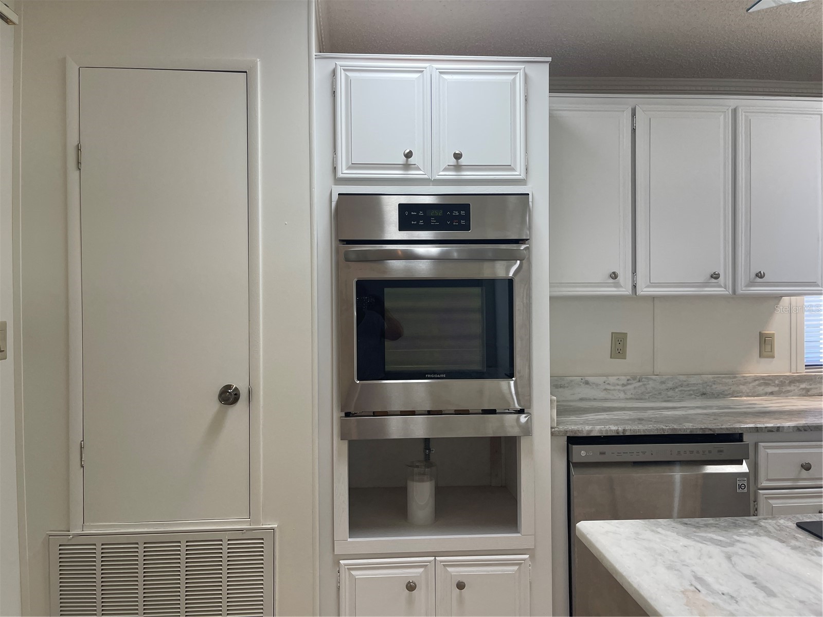 603 Robin Lane Wildwood FL 34785 - LAKE OKAHUMPKA G5110683 image13