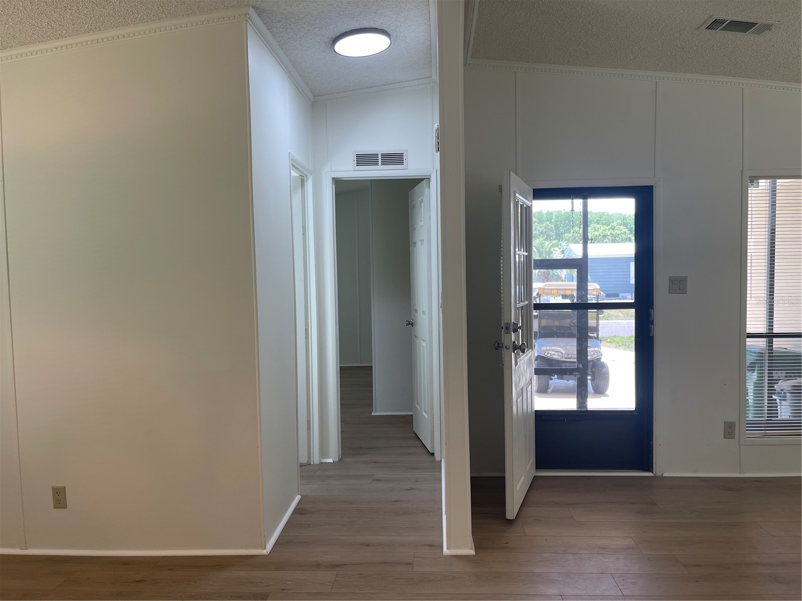 603 Robin Lane Wildwood FL 34785 - LAKE OKAHUMPKA G5110683 image4
