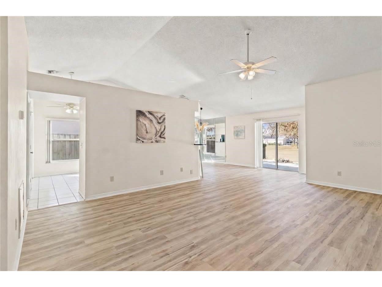 603 Sand Ridge Drive Valrico FL 33594 TB8480701 image12