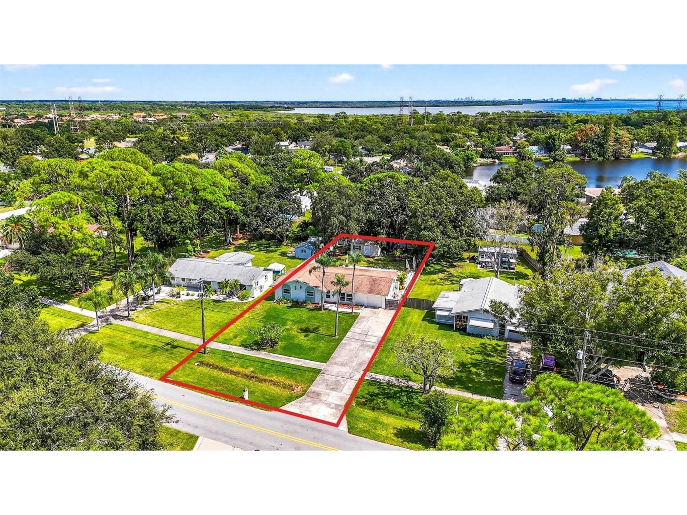 603 Shore Drive E Oldsmar FL 34677 TB8430883 image3