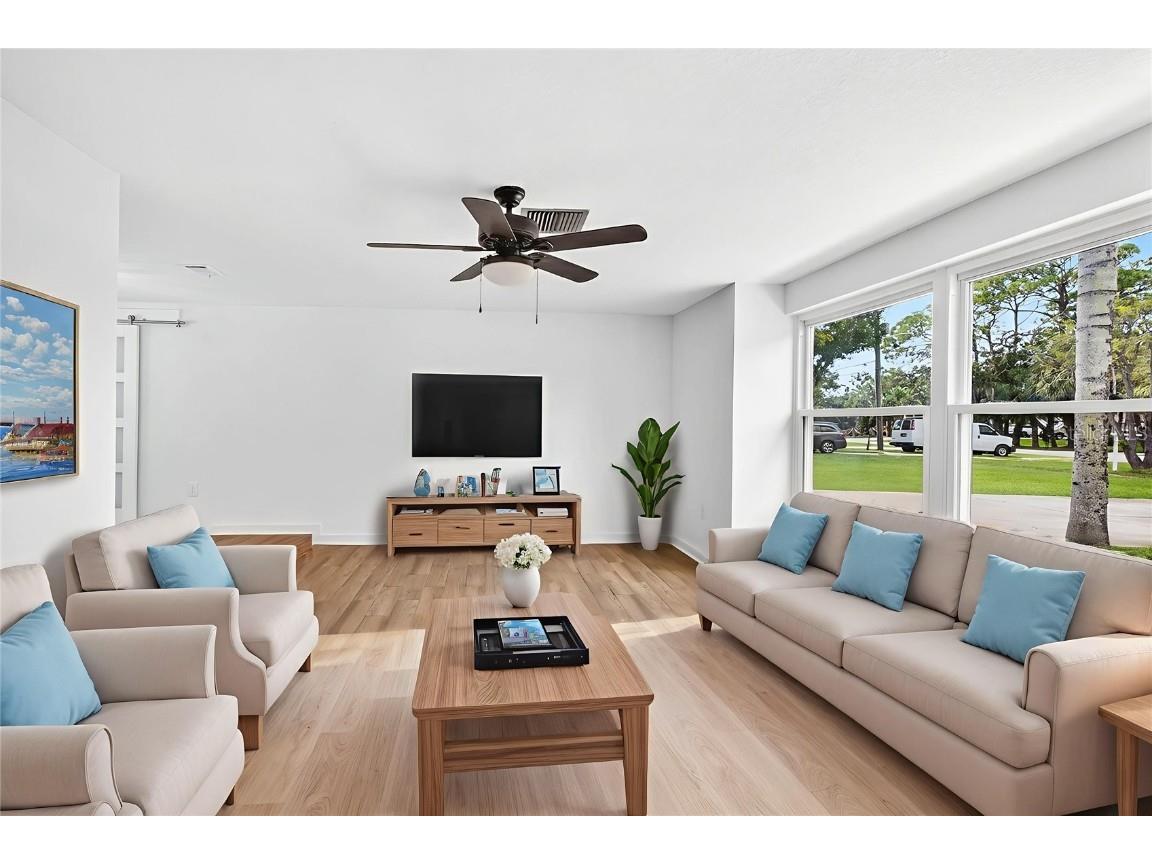 603 Shore Drive E Oldsmar FL 34677 TB8430883 image6